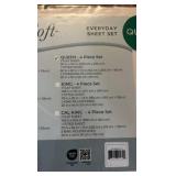 Queen | Blush 4-Piece Solid 180 Thread Count Microfiber Queen Sheet Set