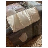 Queen Heated Blanket | Beautyrest 84 in. x 90 in. Heated Waffle Plush w/ Sherpa Reverse Queen Blanket | Whisper White | Retail $375