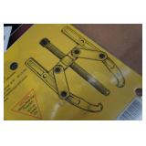 Cal-Van Adjustable  2 Jaw Puller