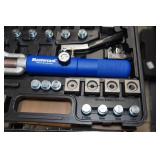 Mastercool Universal Hydraulic Flaring Tool Set