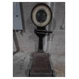 Vintage Toledo 31-1821 800 Lb Capacity Shipping Scale