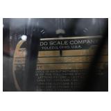 Vintage Toledo 31-1821 800 Lb Capacity Shipping Scale
