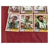 (20) 1981 Topps Football Cards