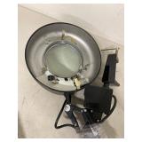 Magnifying Clamp Desk Lamp Articulating Arm with NIB Sunlite 22W Circline Bulb