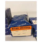 Vintage Micro Switch Honeywell Precision Switches Boxed Lot w/ 2 Loose