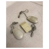 3 Vintage Apple Desktop Bus ADB Mice G5431 M2706 Models