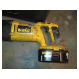18v Cordless Dewalt circular saw an...