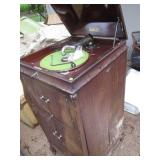 Cable Piano Company Phonograph cabi...