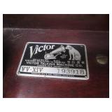 Cable Piano Company Phonograph cabi...