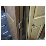 Lot of 3 bi-fold door units...