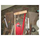 Long handle garden and construction...