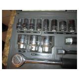 17pc 1/2in drive metric socket set ...