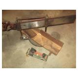Vintage Miter box saw and accessori...