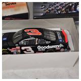 2000 1:32 Dale Earnhardt