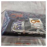 2-1:43 Scale Diecast Cars