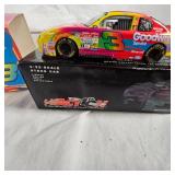 1:32,1:43 Scale Diecast Cars