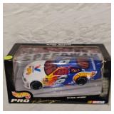 1:24 Mark Martin Hot Wheels Nascar