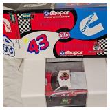 1:24 Revell Jimmy Hensley