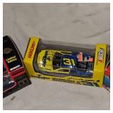 1:64 (4)Dicast Nascar