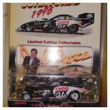 1:64 (4)Dicast Nascar