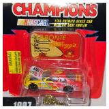 1:64 (3) Diecast Nascar