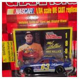 1:64 (4) Diecast Nascar