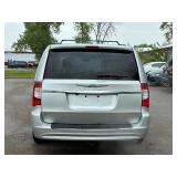 2012 CHRYSLER TOWN AND COUNTRY TOURING *149k Miles* (NO RESERVE)