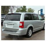 2012 CHRYSLER TOWN AND COUNTRY TOURING *149k Miles* (NO RESERVE)