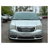 2012 CHRYSLER TOWN AND COUNTRY TOURING *149k Miles* (NO RESERVE)
