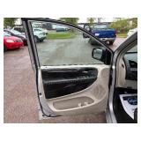 2012 CHRYSLER TOWN AND COUNTRY TOURING *149k Miles* (NO RESERVE)