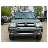 2005 TOYOTA SEQUOIA LIMITED *No Accidents Reported | 4x4* (NO RESERVE)