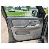 2005 TOYOTA SEQUOIA LIMITED *No Accidents Reported | 4x4* (NO RESERVE)