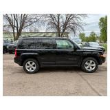 2014 JEEP PATRIOT LATITUDE *4x4 | No Accidents Reported* (NO RESERVE)
