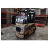 Daewoo GC25S-2 5000 Lb Propane Forklift with Side Shift