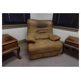 Recliners and Table Lamp - La-Z-Boy, Lane