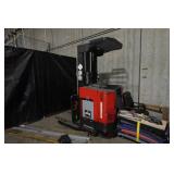 Raymond EASI 3000 Lb Capacity 36V Electric Order Picker Forklift with Charger