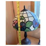 Tiffany Style Stained Glass Floral Table Lamp Approx 19in Tall