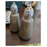 Mixed Kitchen Decor Lot of 5 - Ceramic Pieces, Metal Trivet & Shakers