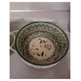Pair of Ceramic Serving Bowls With Lids & Baskets