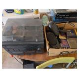 Sanyo Gxt808u Stereo Music System With Speakers & Assorted Media