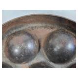 Griswold No. 32 Danish Cake Pan
