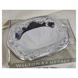 Wilton Armetale and Oneida Silverplate Serving Pieces