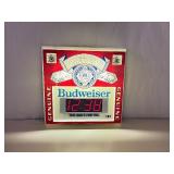 Vintage 1983 WORKING Light Up Budweiser Clock