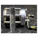 Vintage Shakespeare Criterion 1960 Model GJ Fishing Reel