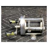 Vintage Shakespeare Criterion 1960 Model GJ Fishing Reel