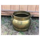 Vintage Hammered Brass Jardiniere, English Style Planter Pot, brass