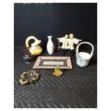 8 Pottery and glass pieces: Clover leaf, purple vase, crackle grapes, vintage 1950