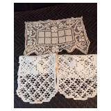 Lace doilies