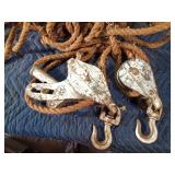 Rope with two metal pulleys