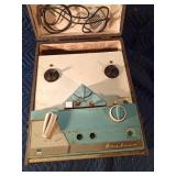 Montgomery Wards airline tube reel to reel player (turns on)